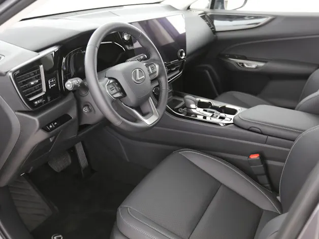 Lexus NX 450h+ Comfort