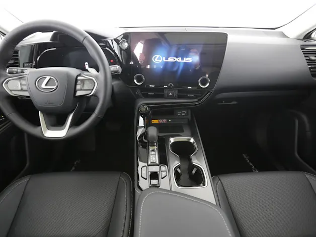 Lexus NX 450h+ Comfort