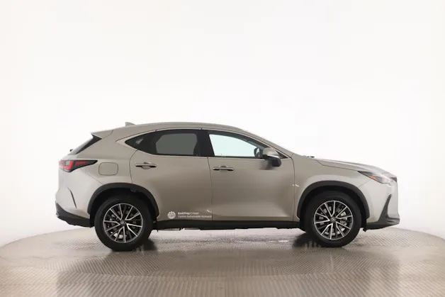 Lexus NX 450h+ Comfort