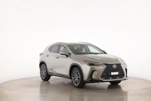 Fahrzeugbild LEXUS NX 450h+ Comfort