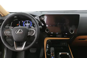 Lexus NX 450h+ Comfort