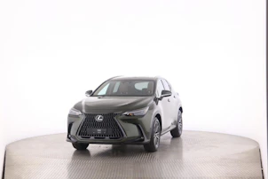 immagine del veicolo LEXUS NX 450h+ Comfort
