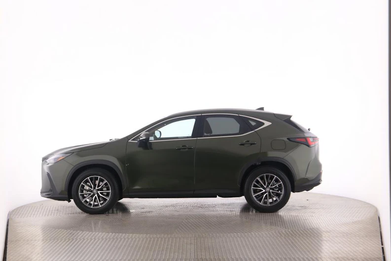 immagine del veicolo LEXUS NX