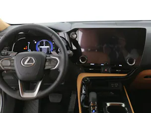 Lexus NX 450h+ Comfort
