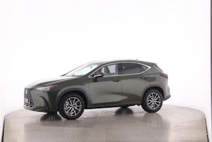 immagine del veicolo LEXUS NX 450h+ Comfort