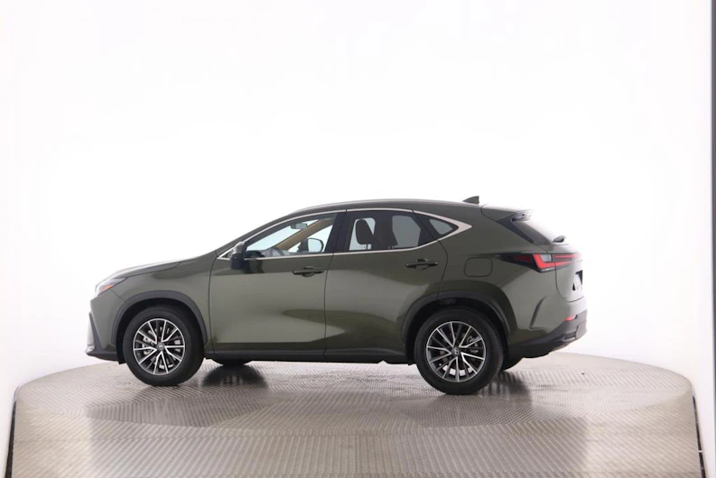 immagine del veicolo LEXUS NX