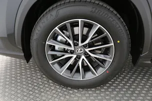 Lexus NX 450h+ Comfort