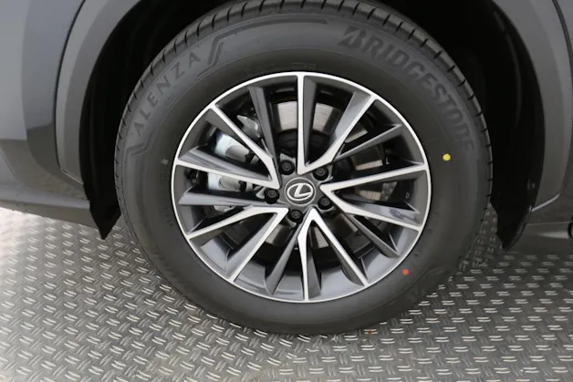 Lexus NX 450h+ Comfort