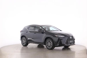 Fahrzeugbild LEXUS NX 450h+ Comfort