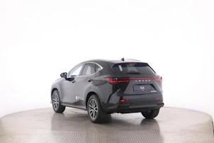 Fahrzeugbild LEXUS NX 450h+ Comfort