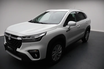 Fahrzeugbild SUZUKI S-Cross 1.4 T Sakura Hybrid 4x4