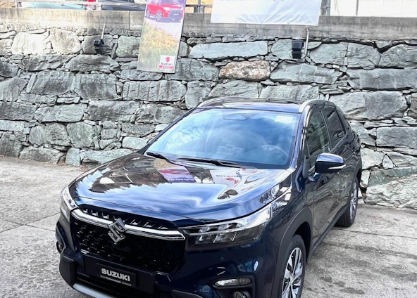 Vehicle image 2 Vehicle image 2