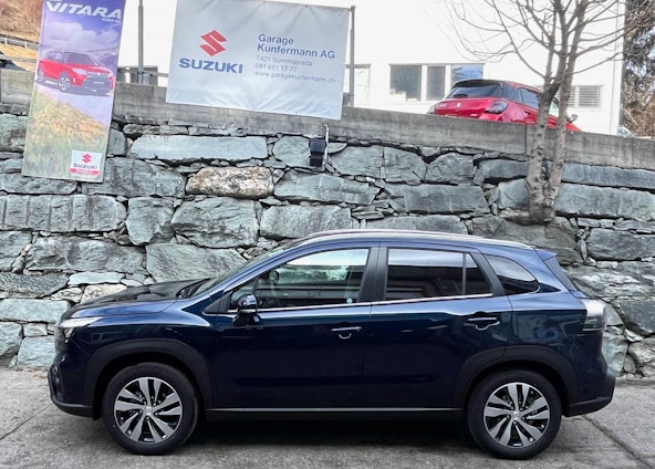 Vehicle image 3 Vehicle image 3