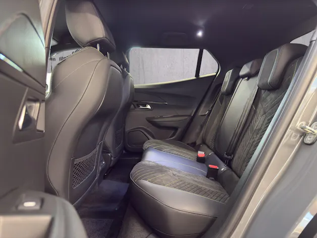 Peugeot 2008 1.2 Hybrid 145 GT