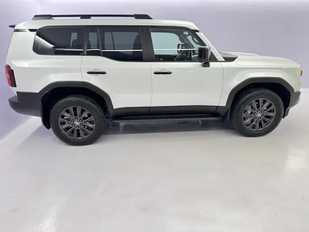 Toyota Land Cruiser 2.8 D 48V Invincible
