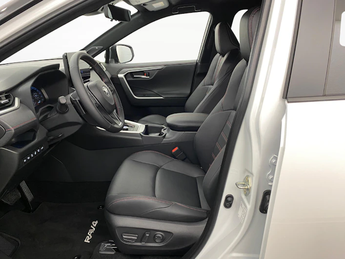 Fahrzeugbild TOYOTA RAV-4