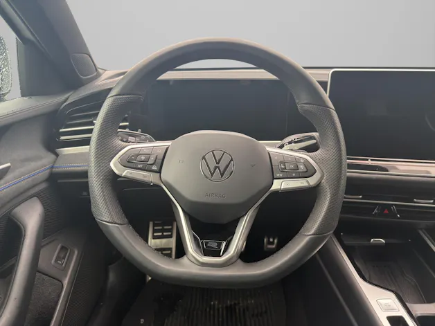 VW Passat Variant 2.0 TDI R-Line DSG 4motion