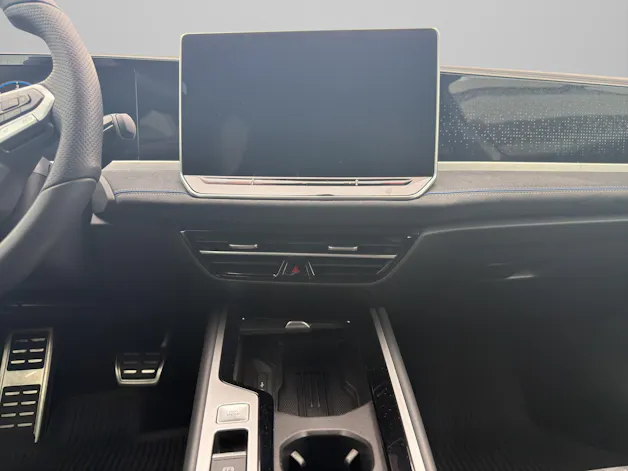 VW Passat Variant 2.0 TDI R-Line DSG 4motion
