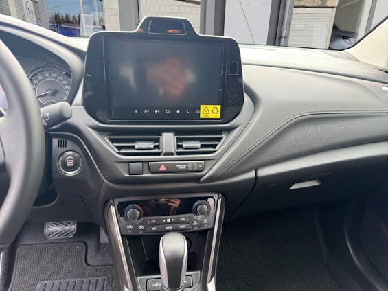 Vehicle image 11 Vehicle image 11