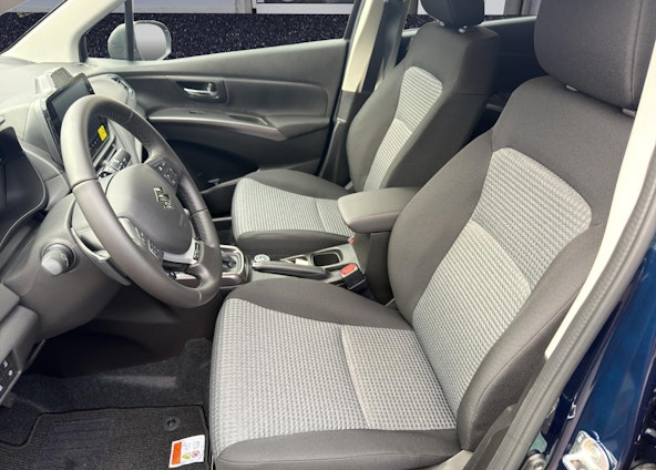 Vehicle image 8 Vehicle image 8