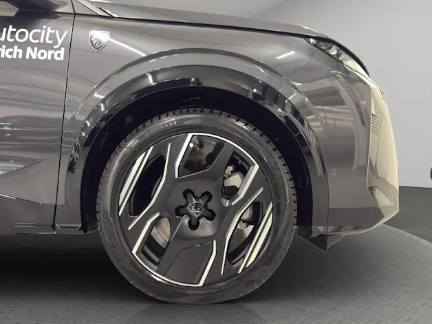Peugeot 3008 e-Launch Edition AWD