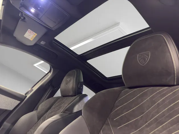 Peugeot 3008 e-Launch Edition AWD