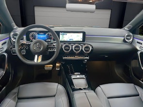 Vehicle image MERCEDES-BENZ A 250 e AMG Line