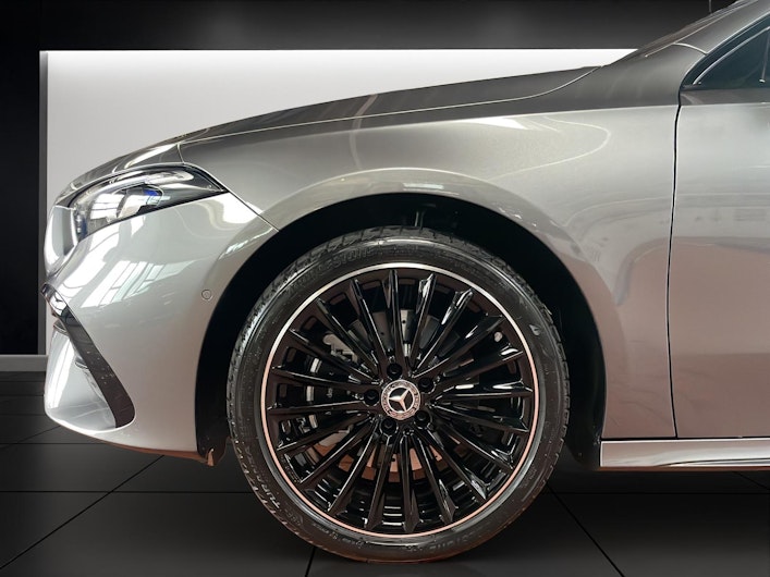 Vehicle image MERCEDES-BENZ A 250