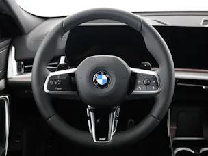 BMW X2 20d xDrive paddles