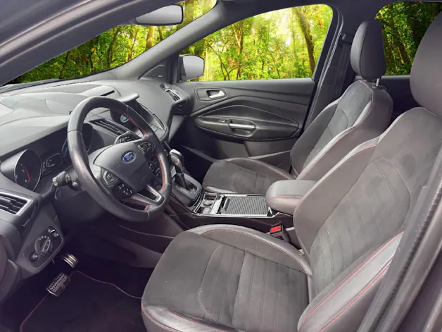 Ford Kuga 2.0 TDCi 180 ST-Line FPS