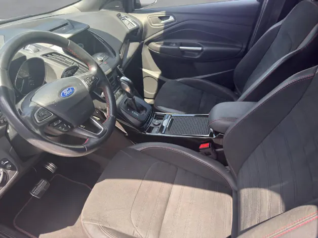 Ford Kuga 2.0 TDCi 180 ST-Line FPS