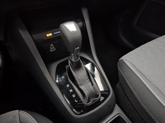 Ford Tourneo Courier 1.0 EcoBoost Titanium