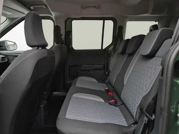 Ford Tourneo Courier 1.0 EcoBoost Titanium