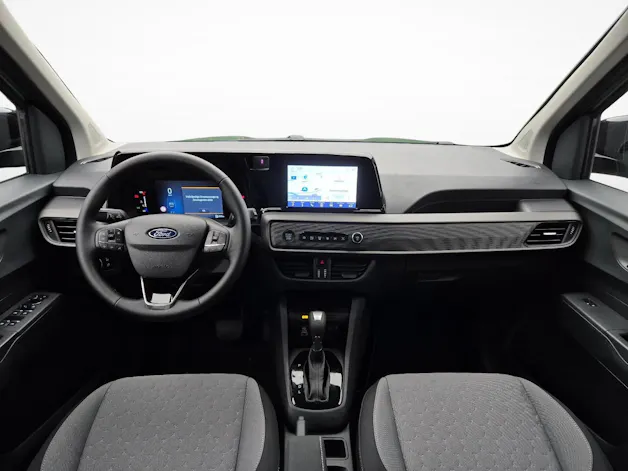 Ford Tourneo Courier 1.0 EcoBoost Titanium