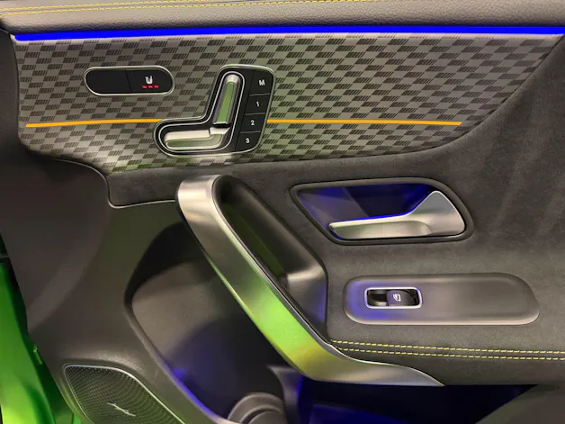 Mercedes-Benz A 45 S AMG 4matic+ Limited Edition Green Hell Magno