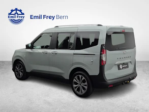 https://vehicle.imgix.net/4187287/a560a16b-7884-4da2-9ff3-ae38b19f8444.jpg