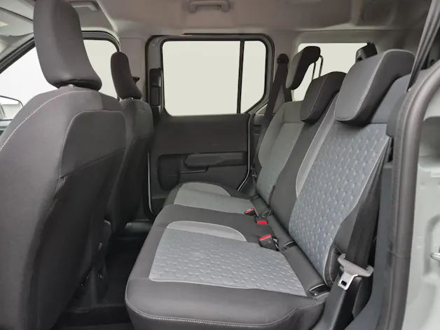FORD Tourneo Courier 1.0 EcoBoost Titanium