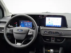 FORD Tourneo Courier 1.0 EcoBoost Titanium
