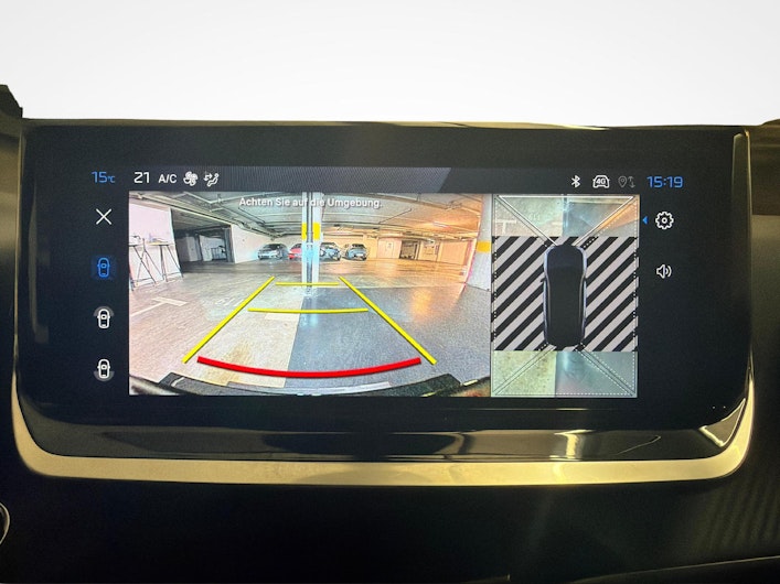 Vehicle image PEUGEOT 2008