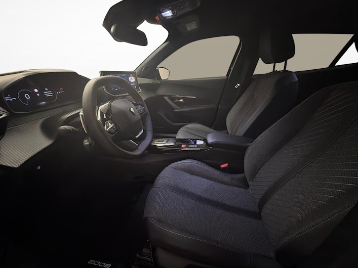 Vehicle image PEUGEOT 2008