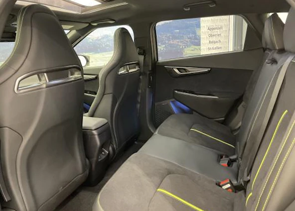 immagine del veicolo 6 immagine del veicolo 6