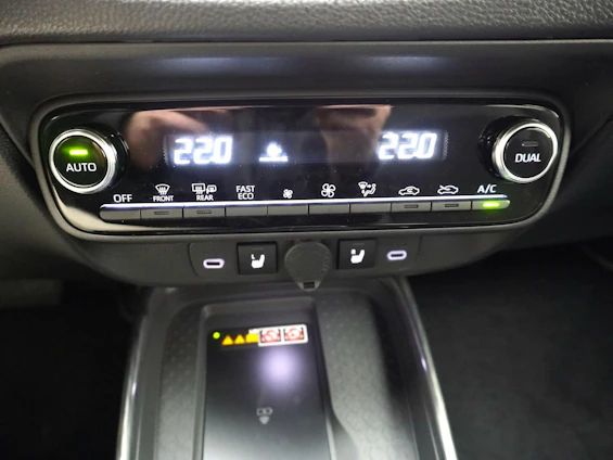 image du véhicule 12 image du véhicule 12