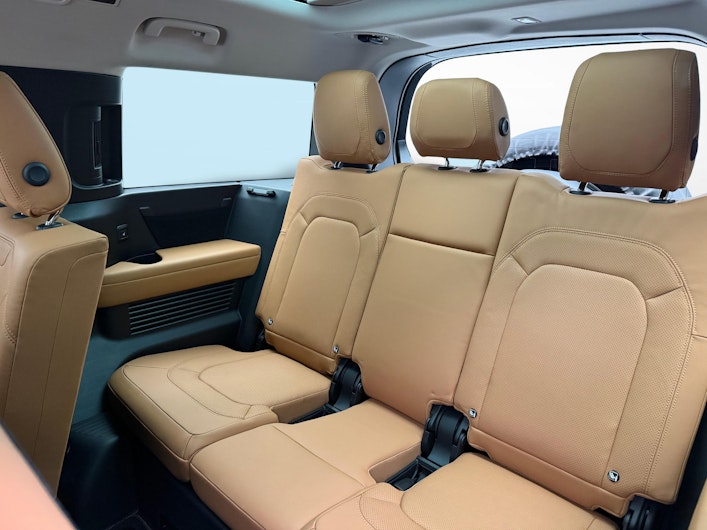 Vehicle image LAND ROVER DEFENDER