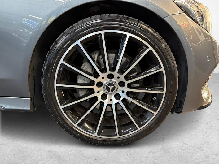 Fahrzeugbild MERCEDES-BENZ C 200