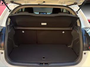 Toyota Yaris 1.5 VVT-i HSD Trend
