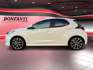 Toyota Yaris 1.5 VVT-i HSD Trend