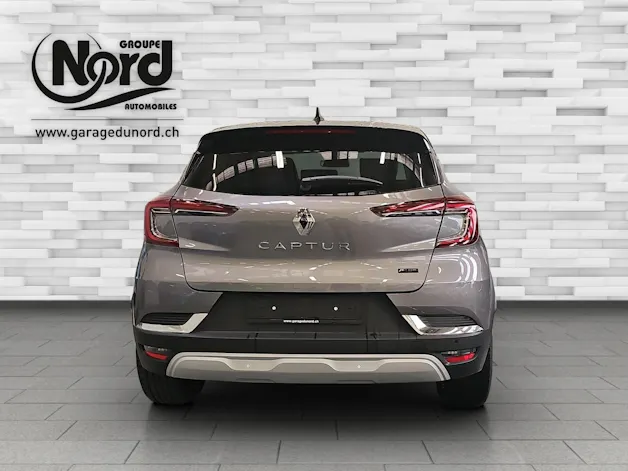 Renault Captur 1.6 E-Tech techno