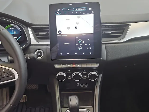 Renault Captur 1.6 E-Tech techno