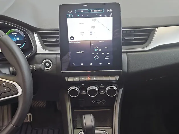 Renault Captur 1.6 E-Tech techno