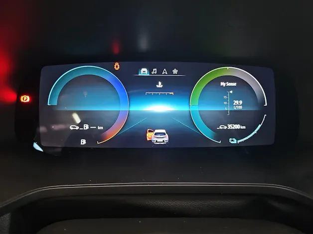 Renault Captur 1.6 E-Tech techno